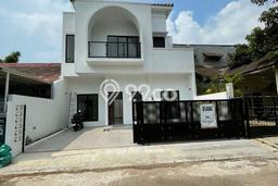Rumah Elit LB 173m2 Siap Pakai Desain Elegan di BSD Kencana Loka, Tangerang Rumah Elit LB 173m2 Siap Pakai Desain Elegan di BSD Kencana Loka, Tangerang