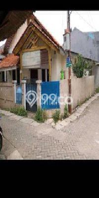 Rumah Luas Asri 3 KT Siap Huni di Kunciran Tangerang Rumah Luas Asri 3 KT Siap Huni di Kunciran Tangerang