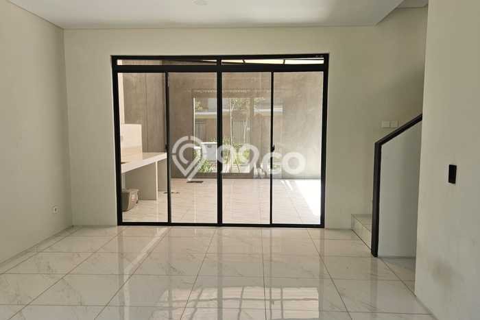 Rumah Luxury Modern Tanpa Renovasi di Kota Baru Parahyangan Bandung Rumah Luxury Modern Tanpa Renovasi di Kota Baru Parahyangan Bandung