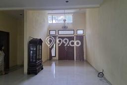 Disewakan Rumah Murah di Setiabudi Bandung Punya 4 KT Disewakan Rumah Murah di Setiabudi Bandung Punya 4 KT
