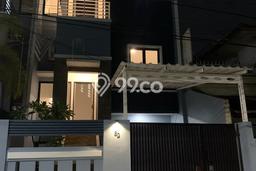 Rumah Sewa Jakarta Pusat LT 120m2 LB 210m2 Area Kartini Rumah Sewa Jakarta Pusat LT 120m2 LB 210m2 Area Kartini