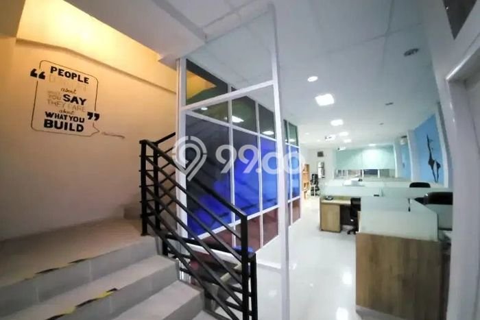 PELUANG EMAS! Ruko di , Luas 5m2m², Kawasan Bisnis PELUANG EMAS! Ruko di , Luas 5m2m², Kawasan Bisnis