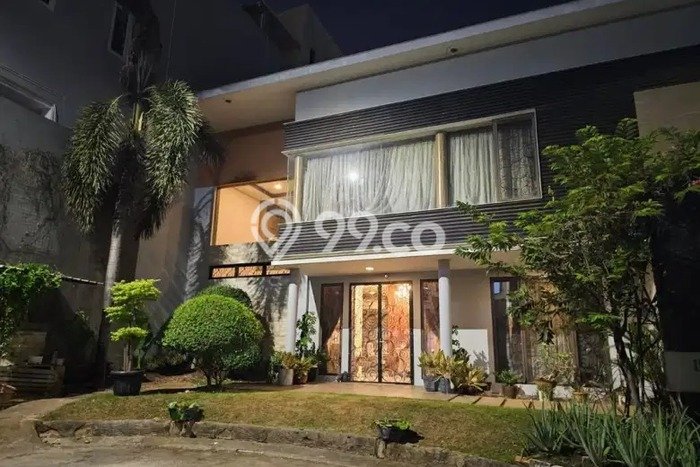 For Sale! Premium House LT 288m2 Desain Modern di Bandengan For Sale! Premium House LT 288m2 Desain Modern di Bandengan