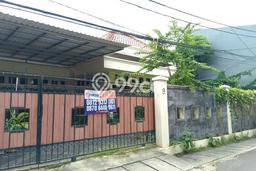 Dijual Rumah Mewah Elegan Dengan View Cantik di Joglo, Jakarta Barat Dijual Rumah Mewah Elegan Dengan View Cantik di Joglo, Jakarta Barat