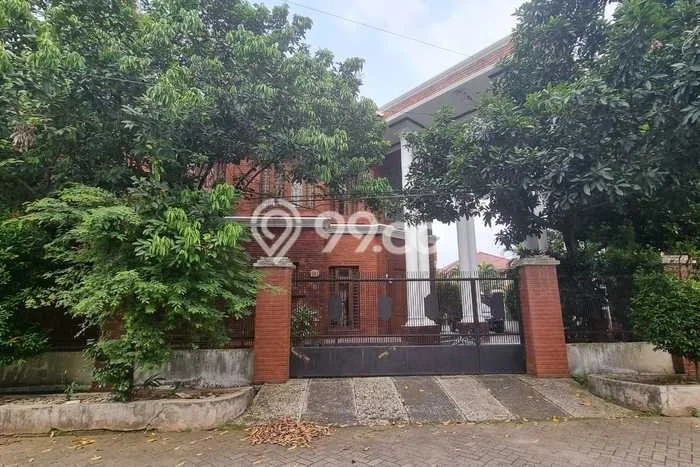 Jual Rumah Luas Elegan Dengan View Cantik di Cipadu, Tangerang Jual Rumah Luas Elegan Dengan View Cantik di Cipadu, Tangerang