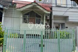 Rumah Minimalis LB/LT 150m2/120m2 Siap Huni Area Taman Cosmos, Jakarta Barat Rumah Minimalis LB/LT 150m2/120m2 Siap Huni Area Taman Cosmos, Jakarta Barat