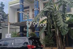 Ready to Use! Luxury House LT 232m2 Desain Elegan di Pejaten Ready to Use! Luxury House LT 232m2 Desain Elegan di Pejaten