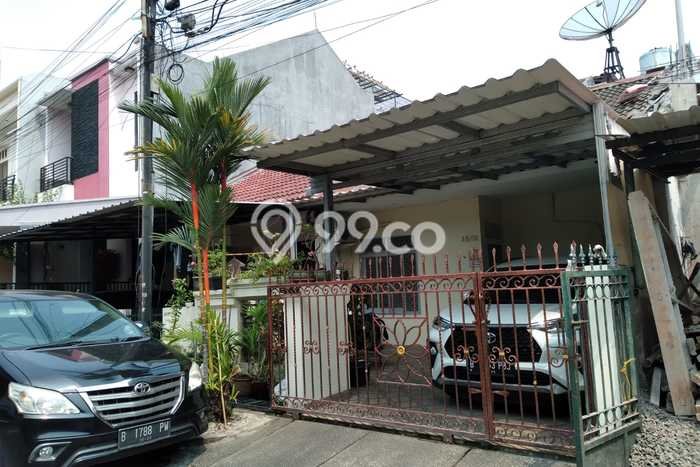 For Sale Rumah 2 Kamar Lokasi Strategis Bagus dan Strategis di Kebon Jeruk For Sale Rumah 2 Kamar Lokasi Strategis Bagus dan Strategis di Kebon Jeruk