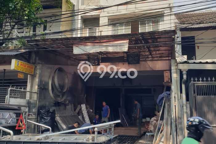 Dijual Hunian Mewah dengan Fasilitas Sekitar Lengkap di Kelapa Gading, Jakarta Utara Dijual Hunian Mewah dengan Fasilitas Sekitar Lengkap di Kelapa Gading, Jakarta Utara