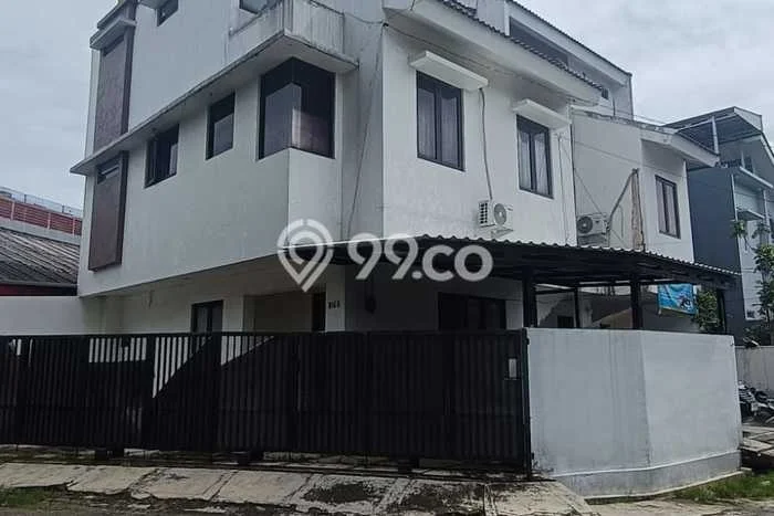 Dijual Cepat Rumah Bagus Siap Huni LB 210m2 di Pasar Minggu, Jakarta Selatan Dijual Cepat Rumah Bagus Siap Huni LB 210m2 di Pasar Minggu, Jakarta Selatan