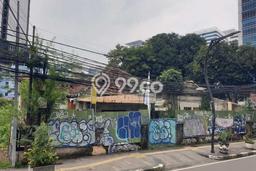 Area Ramai! Komersial Dijual di Menteng untuk Bisnis Luas Bangunan 250m2 Area Ramai! Komersial Dijual di Menteng untuk Bisnis Luas Bangunan 250m2
