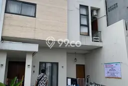 Jual Rumah Eksklusif 3 KT di Lebak Bulus, Jakarta Selatan Jual Rumah Eksklusif 3 KT di Lebak Bulus, Jakarta Selatan