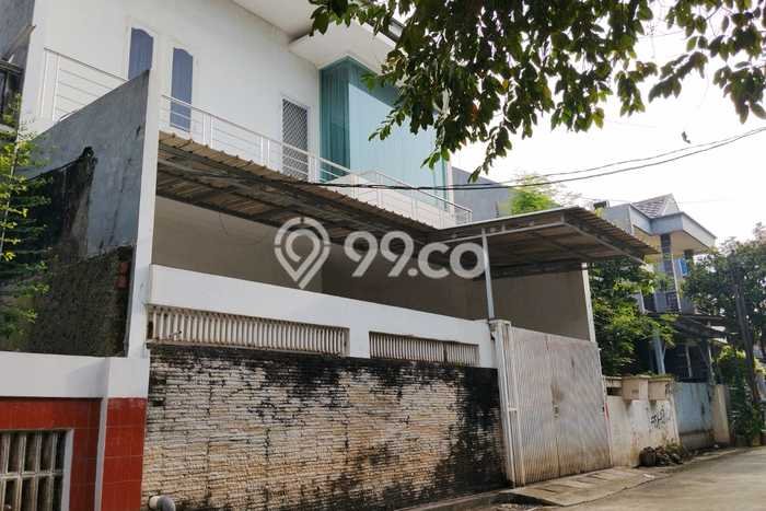 Dijual Rumah Premium dengan Fasilitas Sekitar Lengkap di Kembangan, Jakarta Barat Dijual Rumah Premium dengan Fasilitas Sekitar Lengkap di Kembangan, Jakarta Barat