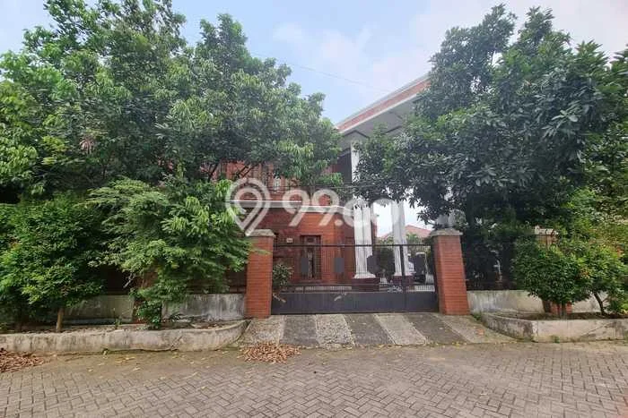 Jual Rumah Luas Elegan Dengan View Cantik di Cipadu, Tangerang Jual Rumah Luas Elegan Dengan View Cantik di Cipadu, Tangerang