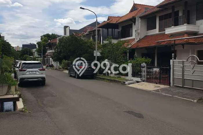 Rumah Elit LB 240m2 Siap Huni Desain Elegan di Sunter, Jakarta Utara Rumah Elit LB 240m2 Siap Huni Desain Elegan di Sunter, Jakarta Utara
