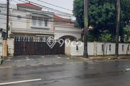 Dijual Rumah Premium dengan Fasilitas Sekitar Lengkap di Cempaka Putih, Jakarta Pusat Dijual Rumah Premium dengan Fasilitas Sekitar Lengkap di Cempaka Putih, Jakarta Pusat