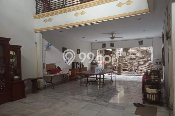 Jual Rumah Mewah Elegan Dengan View Eksklusif di Cawang, Jakarta Timur Jual Rumah Mewah Elegan Dengan View Eksklusif di Cawang, Jakarta Timur