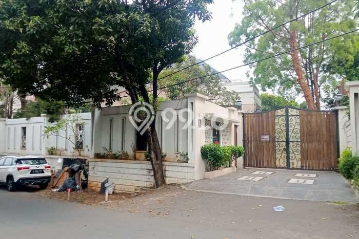Jual Rumah Mewah Megah Dengan View Cantik di Ampera, Jakarta Selatan Jual Rumah Mewah Megah Dengan View Cantik di Ampera, Jakarta Selatan