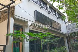 Rumah Elit LB 400m2 Siap Pakai Desain Elegan di Bendungan Hilir, Jakarta Pusat Rumah Elit LB 400m2 Siap Pakai Desain Elegan di Bendungan Hilir, Jakarta Pusat