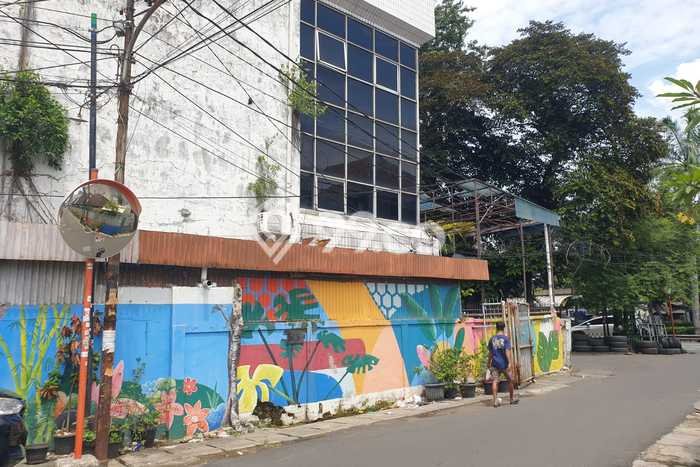 Ruko Dijual di Jakarta Pusat LT 251m2 & LB 400m2 Lokasi Terbaik! Ruko Dijual di Jakarta Pusat LT 251m2 & LB 400m2 Lokasi Terbaik!