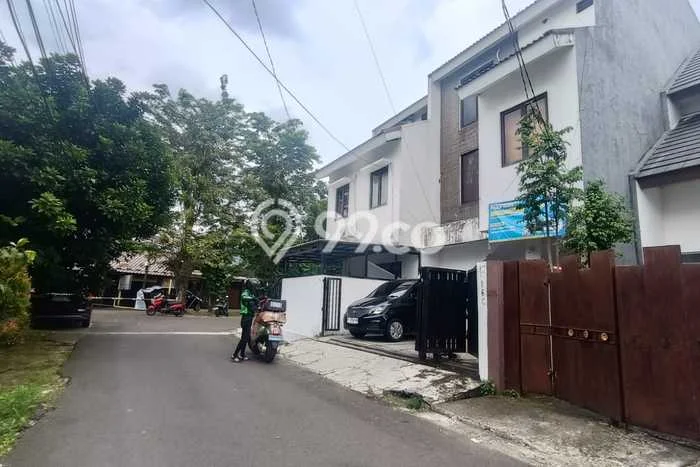 For Sale Rumah 3 Kamar Lokasi Ideal Nyaman dan Strategis di Pasar Minggu For Sale Rumah 3 Kamar Lokasi Ideal Nyaman dan Strategis di Pasar Minggu