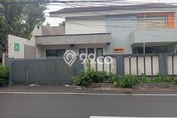 Rumah Luxury Modern Tanpa Renovasi di Duren Tiga Jakarta Selatan Rumah Luxury Modern Tanpa Renovasi di Duren Tiga Jakarta Selatan
