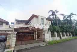 Rumah Mewah LB 600m2 Siap Huni Desain Elegan di Bintaro, Jakarta Selatan Rumah Mewah LB 600m2 Siap Huni Desain Elegan di Bintaro, Jakarta Selatan