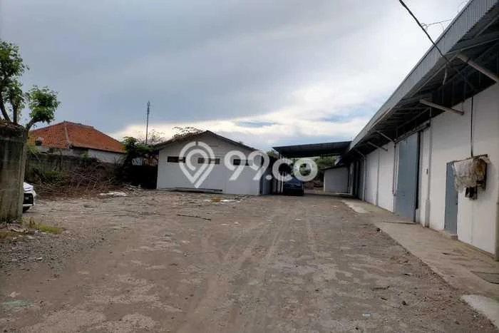 Unit Gudang Dijual di Cibitung Bekasi Luas Bangunan 2000m2 Unit Gudang Dijual di Cibitung Bekasi Luas Bangunan 2000m2