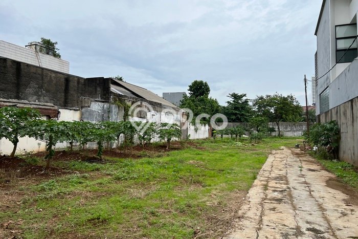 Dijual Tanah di Jakarta Selatan, Luas 3756m2 SHM Dijual Tanah di Jakarta Selatan, Luas 3756m2 SHM