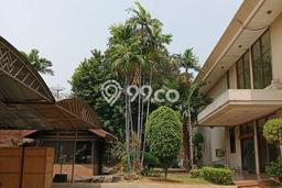 Hunian Bagus Disewakan di Pluit, Jakarta Utara LT 1650m2, LB 1000m2 Hunian Bagus Disewakan di Pluit, Jakarta Utara LT 1650m2, LB 1000m2