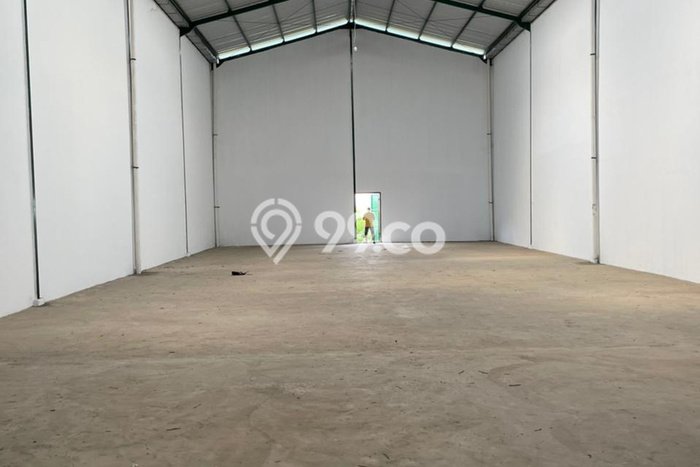 Unit Gudang Tersedia di Teluk Naga Spesifikasi LB 924m2 Unit Gudang Tersedia di Teluk Naga Spesifikasi LB 924m2