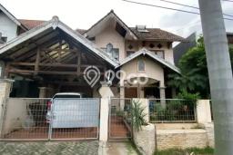 For Sale! Premium House LT 257m2 Desain Modern di Kemang Pratama For Sale! Premium House LT 257m2 Desain Modern di Kemang Pratama