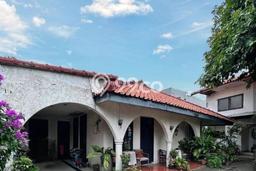 Rumah Luxury Modern Siap Huni di Salemba Jakarta Pusat Rumah Luxury Modern Siap Huni di Salemba Jakarta Pusat