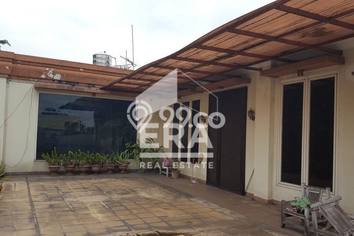 Komersial Bagus Dijual LB 517m2 Lokasi Strategis Bekasi Area Cocok untuk Berbisnis Komersial Bagus Dijual LB 517m2 Lokasi Strategis Bekasi Area Cocok untuk Berbisnis