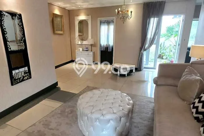 Rumah sewa siap pakai 3 KT di Summarecon Bekasi, Bekasi Rumah sewa siap pakai 3 KT di Summarecon Bekasi, Bekasi