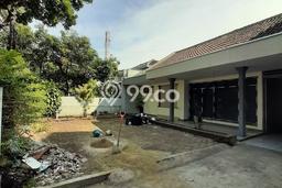 Disewakan! Rumah 3 Kamar Tidur &
3 Kamar Mandi di Pajajaran, Bandung Disewakan! Rumah 3 Kamar Tidur &
3 Kamar Mandi di Pajajaran, Bandung