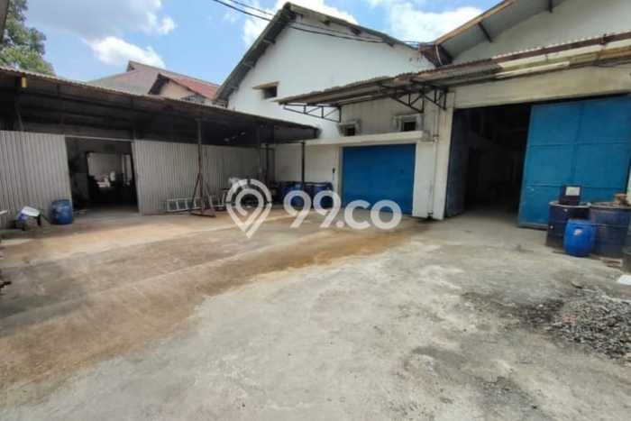 Gudang di Cicendo, Luas 1100m², Kawasan Bisnis, Ramai Gudang di Cicendo, Luas 1100m², Kawasan Bisnis, Ramai