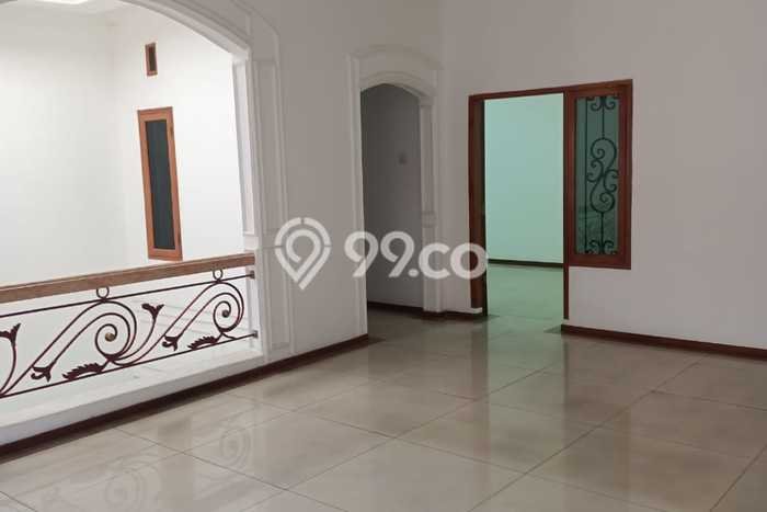 Siap Huni Hunian Elit 5 Kamar di Astanaanyar Dekat ke Mana Saja Siap Huni Hunian Elit 5 Kamar di Astanaanyar Dekat ke Mana Saja