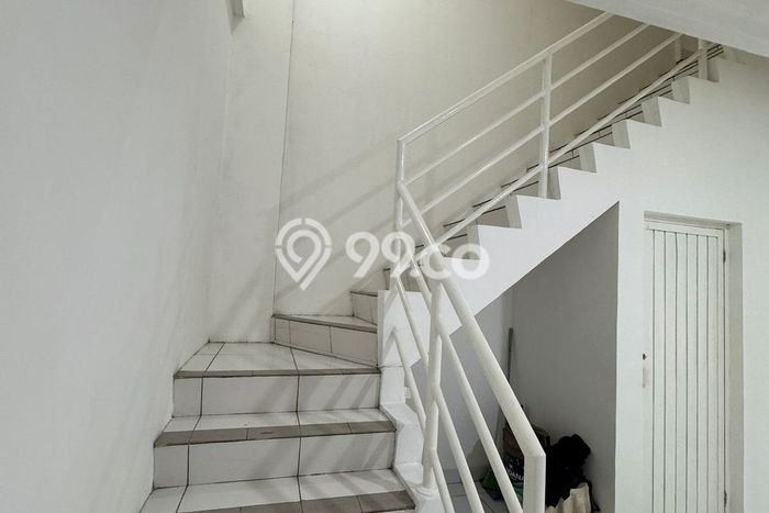 PRIME LOCATION! Ruko di Sumurbandung, Luas 120m², Kawasan Komersial, Lokasi Premium PRIME LOCATION! Ruko di Sumurbandung, Luas 120m², Kawasan Komersial, Lokasi Premium