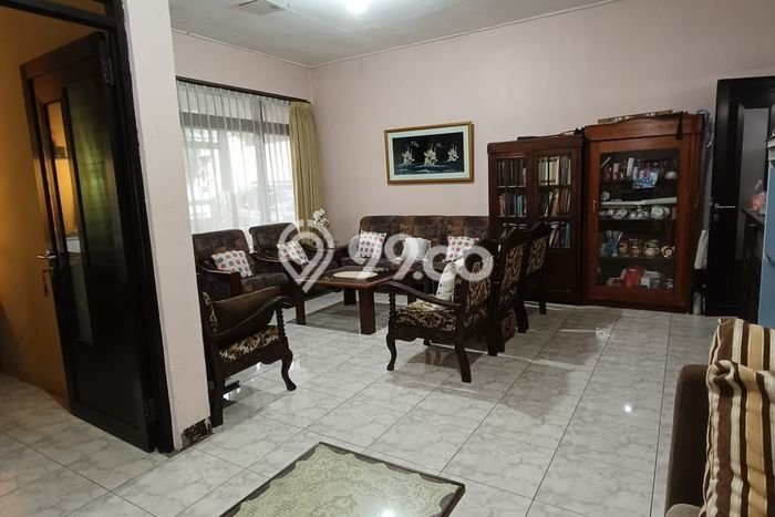 Rumah Asri di Regol, Dekat Regol, Bandung, Bandung - LT 266m² Rumah Asri di Regol, Dekat Regol, Bandung, Bandung - LT 266m²