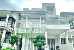 Hunian Mewah LB 350m2 Siap Huni Desain Elegan di Bintaro, Tangerang Selatan Hunian Mewah LB 350m2 Siap Huni Desain Elegan di Bintaro, Tangerang Selatan
