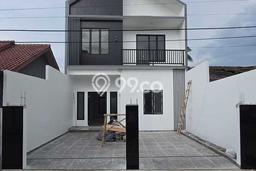 Jual Rumah Favorit Siap Huni LB 160m2 di Pagedangan, Tangerang Jual Rumah Favorit Siap Huni LB 160m2 di Pagedangan, Tangerang