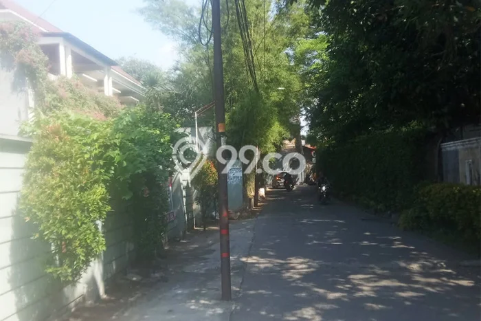 Siap Huni Rumah Mewah 5 Kamar di Cilandak Dekat ke Mana Pun Siap Huni Rumah Mewah 5 Kamar di Cilandak Dekat ke Mana Pun