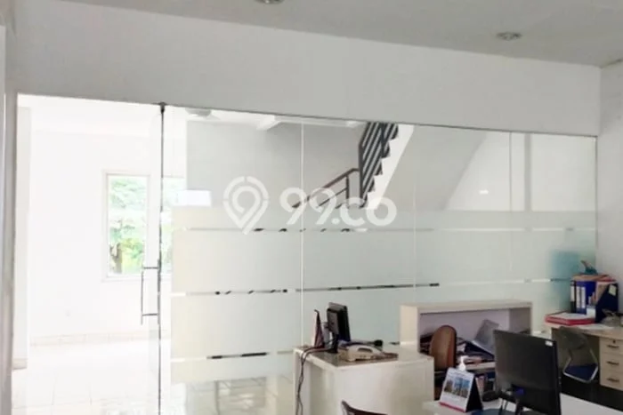 Ruko Dijual Lokasi Emas di Pasar Rebo Luas 400m2 Ruko Dijual Lokasi Emas di Pasar Rebo Luas 400m2