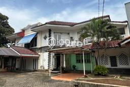 Siap Huni Hunian Elit 5 Kamar di Cilandak Dekat ke Mana Saja Siap Huni Hunian Elit 5 Kamar di Cilandak Dekat ke Mana Saja