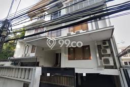 Rumah Elit Modern Tanpa Renovasi di Cipete Jakarta Selatan Rumah Elit Modern Tanpa Renovasi di Cipete Jakarta Selatan