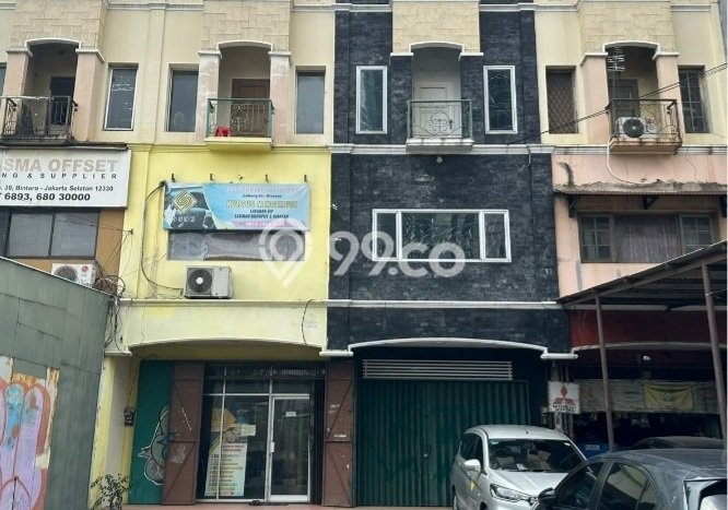 Ruko Dijual di Jakarta Selatan LT 168m2 & LB 360m2 Lokasi Terbaik! Ruko Dijual di Jakarta Selatan LT 168m2 & LB 360m2 Lokasi Terbaik!
