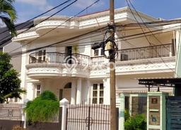 Jual Rumah Mewah Megah Dengan View Eksklusif di Pondok Indah, Jakarta Selatan Jual Rumah Mewah Megah Dengan View Eksklusif di Pondok Indah, Jakarta Selatan