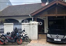 Rumah Mewah Siap Huni LT 602m2 di Kebayoran Lama, Jakarta Selatan Rumah Mewah Siap Huni LT 602m2 di Kebayoran Lama, Jakarta Selatan