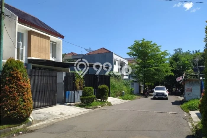 For Sale Rumah 3 Kamar Lokasi Strategis Nyaman dan Strategis di Bogor Selatan For Sale Rumah 3 Kamar Lokasi Strategis Nyaman dan Strategis di Bogor Selatan